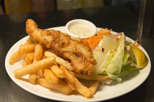 Gin, Fizz & Fish Frydays!