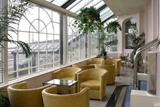Piano Bar conservatory with Sea View